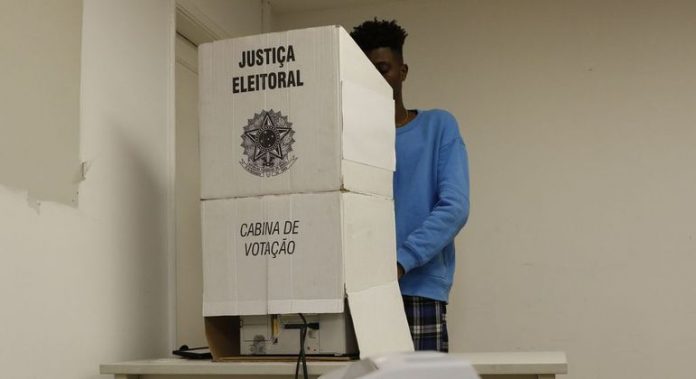 Votação. Foto FERNANDO FRAZÃO/AGÊNCIA BRASIL