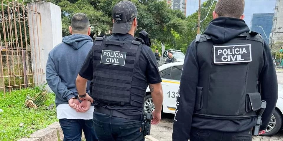 Cerca de 200 policiais civis e militares foram mobilizados | Foto: PC / Divulgação / CP
