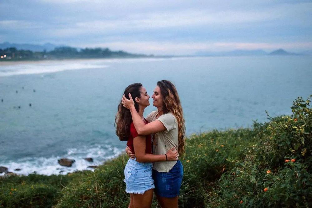 Juliana Paes, líbero do Taubaté, e namorada Maynara, de Osasco — Foto: Reprodução/Redes Socias
