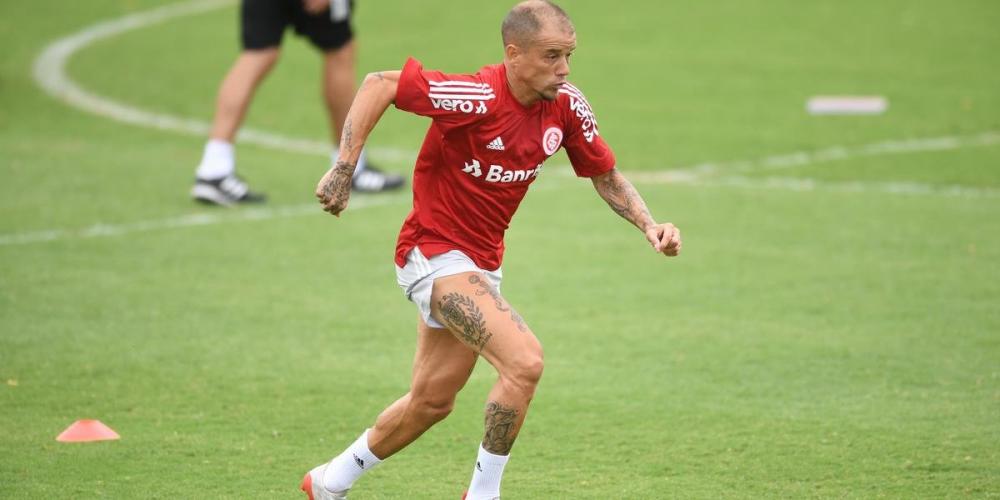 Jogador também comentou sua renovação | Foto: Ricardo Duarte / Internacional / CP