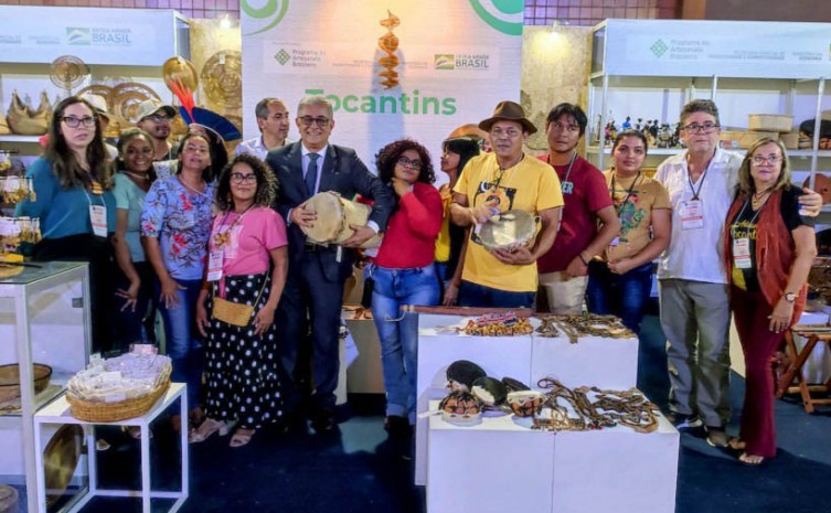 Artesãos e equipe Sectur marcam presença na 15º edição do Salão do Artesanato de Brasília - Foto: Sectur/Governo do Tocantins