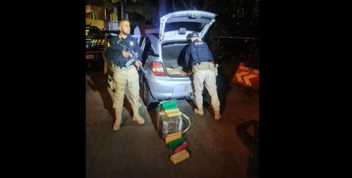 Traficante foi preso após perseguição na rodovia | Foto: PRF / Divulgação / CP