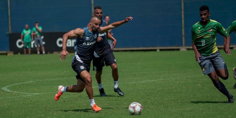 Thaciano marcou um dos gols do Grêmio no jogo treino contra o Sindicato com um belo chute de longa distância | Foto: Luciano Amoretti / Grêmio / Divulgação / CP