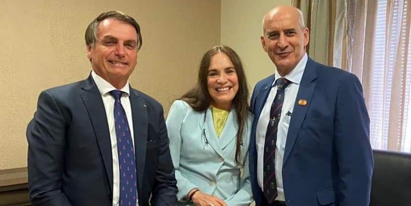 Presidente Jair Bolsonaro e a atriz Regina Duarte se encontraram no Rio de Janeiro | Foto: Reprodução / Twitter / CP