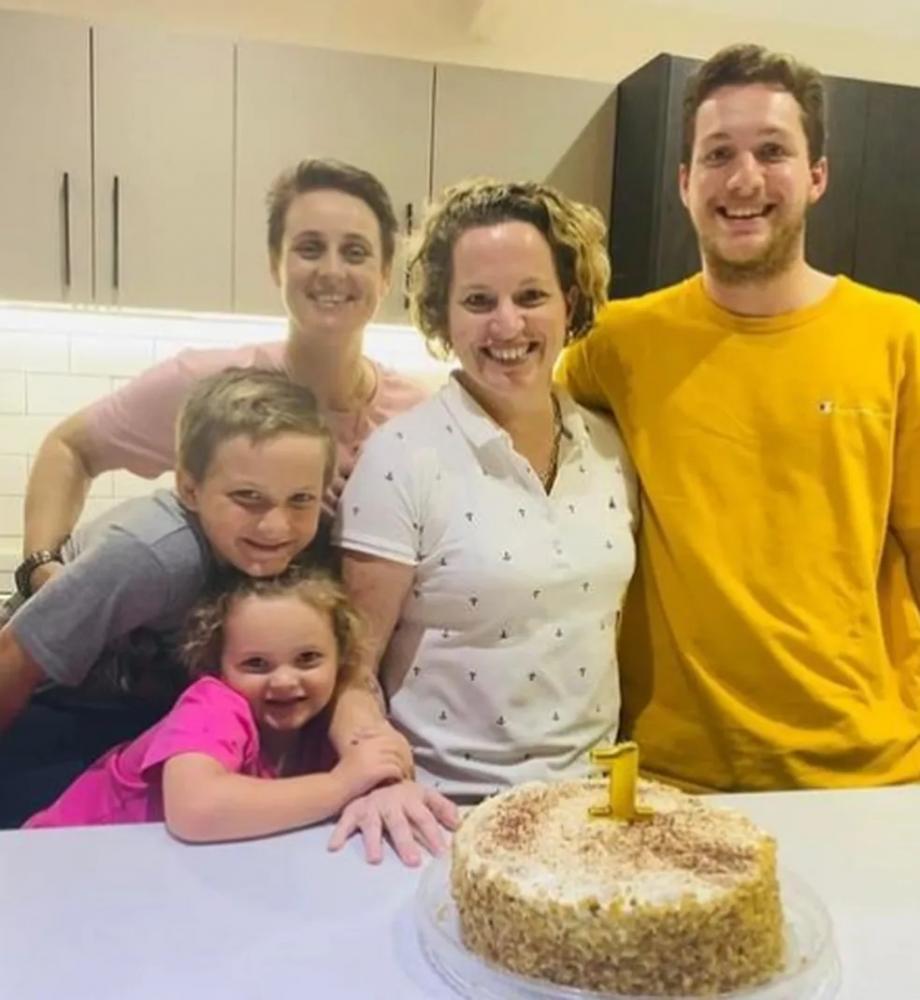 Mãe fala dos meio-irmãos que descobriu de seus filhos, do mesmo doador de esperma — Foto: Reprodução/Instagram/Shannon Louise
