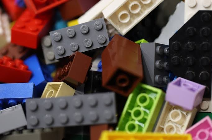 CRIANÇA DE 7 ANOS PEDIU EMPREGO À LEGO (FOTO: JUSTIN SULLIVAN/GETTY IMAGES)