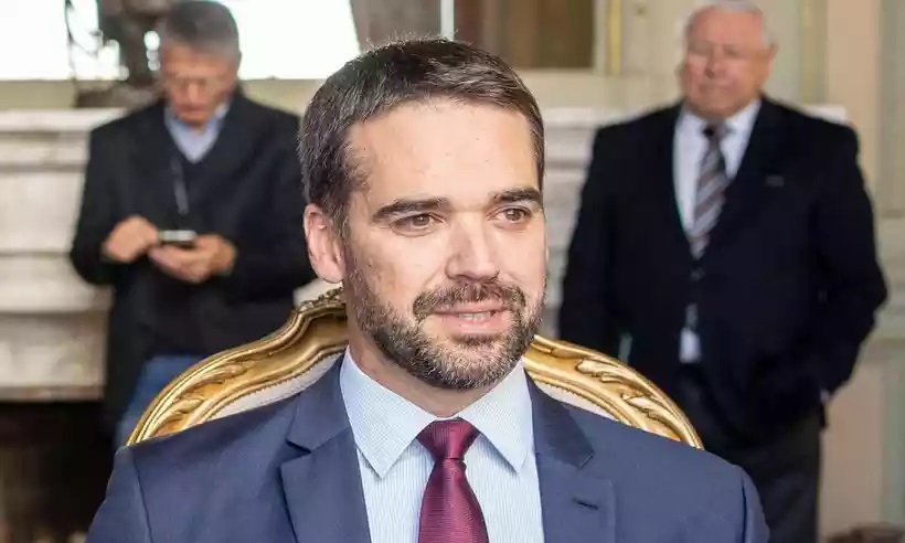 Houve uma reunião com tucanos paulistas no último sábado (5), na casa do vereador Xexéu Tripoli (foto: Folha de S. Paulo/ Reprodução)