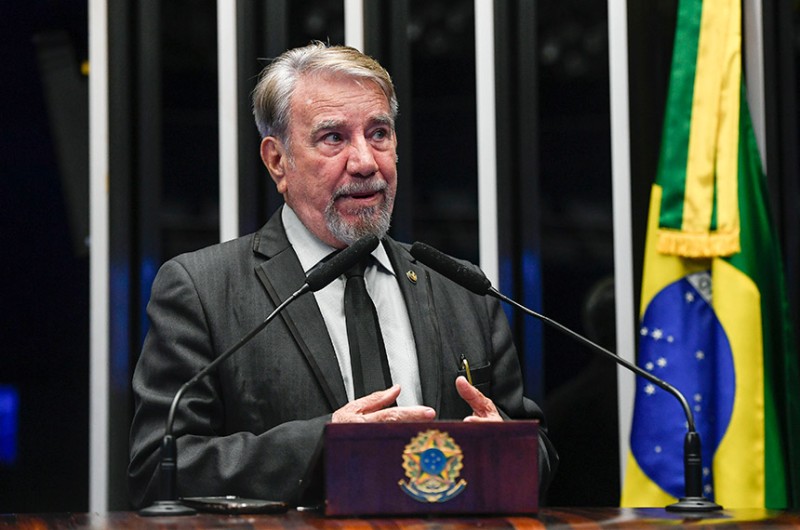 Senador que diminuir índices de abstenção. Aeronautas também serão contemplados - Jefferson Rudy/Agência Senado