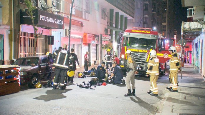 Incêndio em pousada no Centro de POA. Foto: Onildo Reis especial para o CP