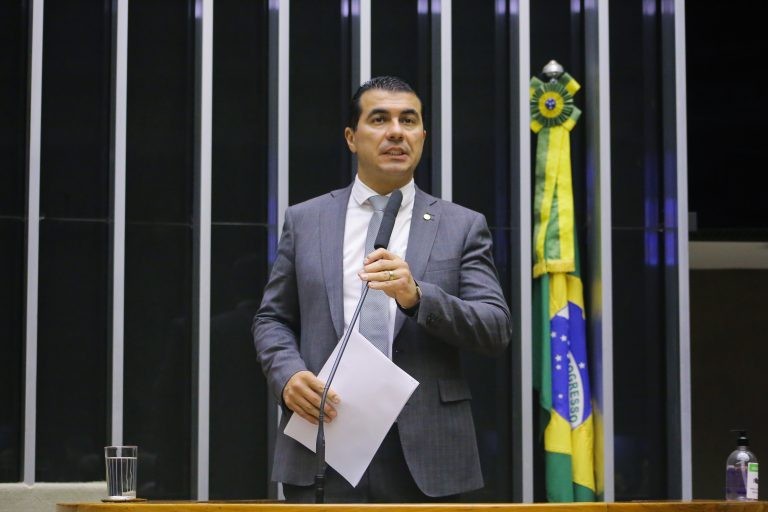 Miranda: substituição generalizada das redes sairia muito caro - (Foto: Paulo Sérgio/Câmara dos Deputados)