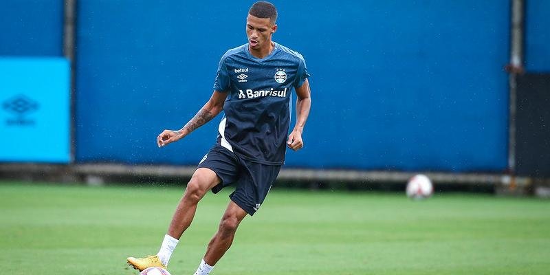 Base do Grêmio ganha confiança e jogará por mais duas rodadas do Gauchão | Foto: Lucas Uebel / Grêmio / Divulgação / CP