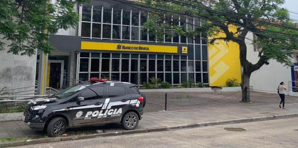 Tentativa de roubo a banco foi realizada na avenida Assis Brasil, em Porto Alegre | Foto: Alina Souza