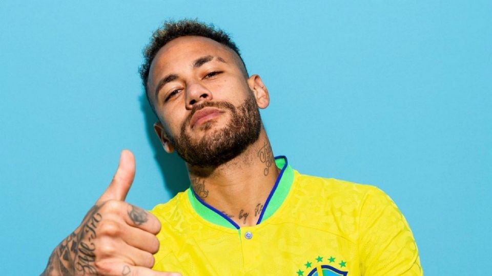 Neymar Jr, astro da seleção brasileiro e do PSG-FRA. Carta aberta de Ronaldo a Neymar coloca mais lenha na fogueira sobre as atitudes do craque Créditos: Reprodução/Twitter@neymarjr