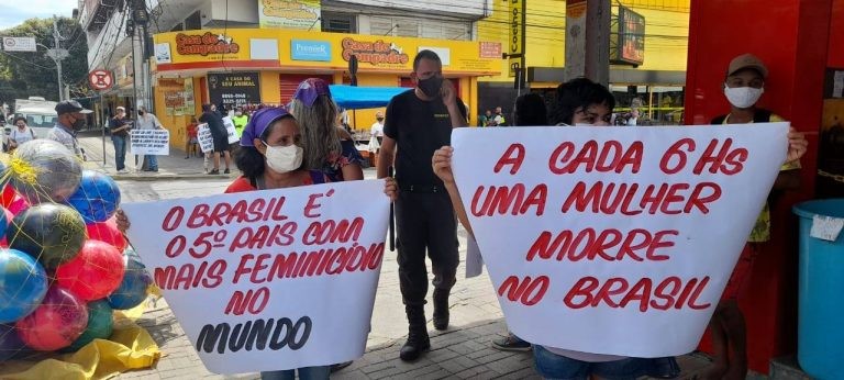 Jogo educativo leva para a sala de aula o problema da violência contra a mulher - (Foto: Depositphotos)