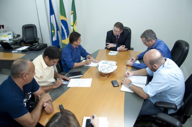 Gestores da Sejudh se reúnem com representantes dos servidores penitenciários - Foto por: Davi Valle - Sejudh-MT