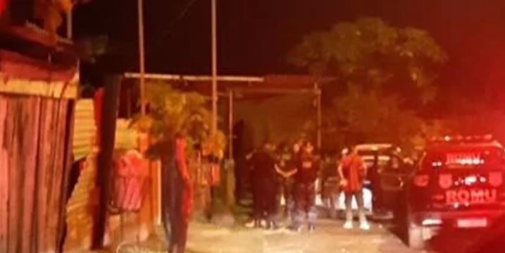 Fiscalização ocorreu na madrugada deste domingo - Crédito: PMU / CP