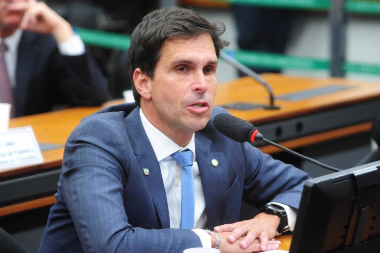 Deputado Luiz Lima, relator do projeto de lei - (Foto: Billy Boss/Câmara dos Deputados)