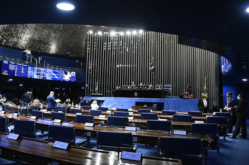 Plenário do Senado, na sessão desta terça-feira