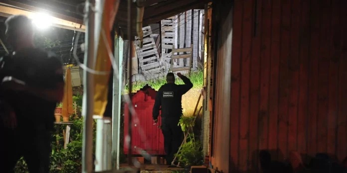 Polícia trabalha com hipótese de que crianças tenham sido dopadas antes de chacina em Alvorada | Foto: Fabiano do Amaral/CP