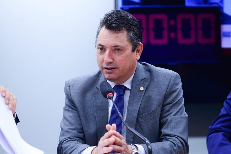 Sérgio Souza: mudança dará maior eficácia na gestão dos recursos - (Foto: Billy Boss/Câmara dos Deputados)