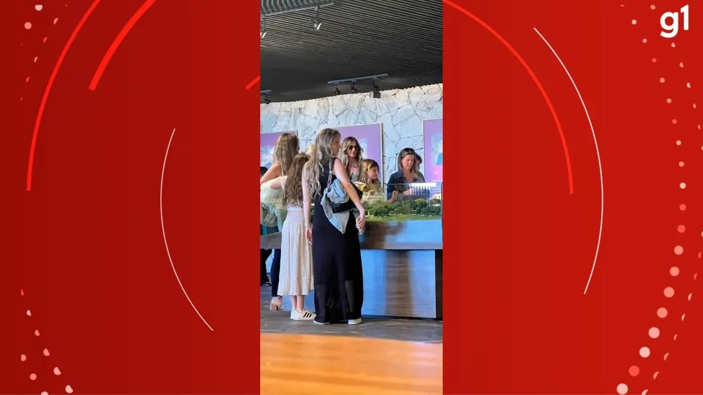 Top model Gisele Bündchen aproveita estadia em Gramado na véspera do Natal — Foto: Divulgação