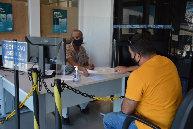Atendimento presencial na Agência Fazendária da Cuiabá - Foto por: Assessoria Sefaz-MT