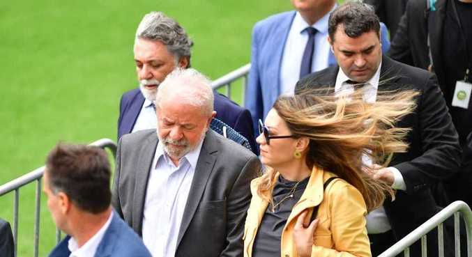 Lula comparece ao velório de Pelé acompanhado da primeira-dama EDU GARCIA/R7 - 3.1.2023